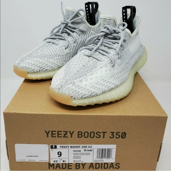YEEZY 350 V2 YESHAYA Non reflective Unboxing Review